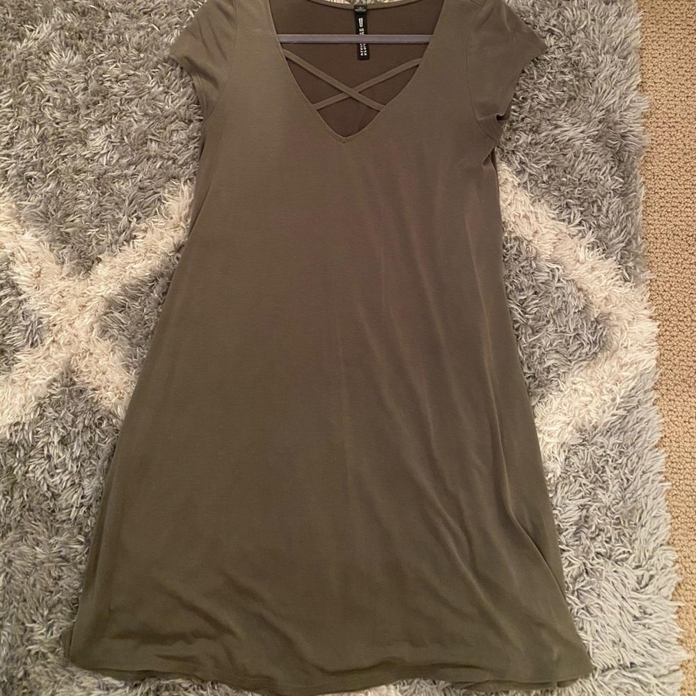 Short Sleeve Green Dress